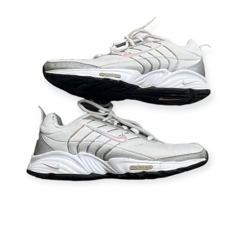 👟 Nike Rolling Rail Sneakers